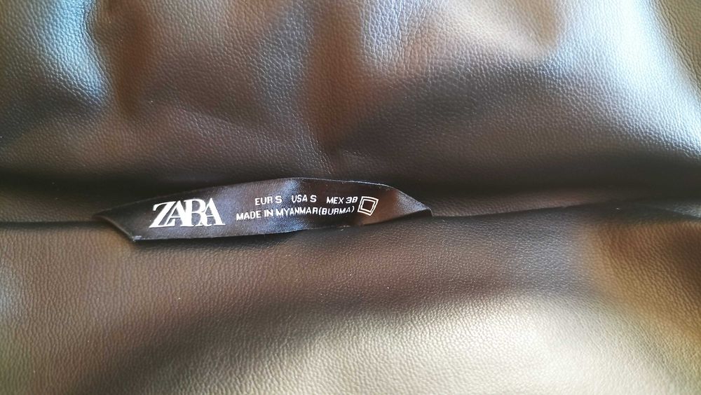 Blusão unissexo acolchoado da Zara