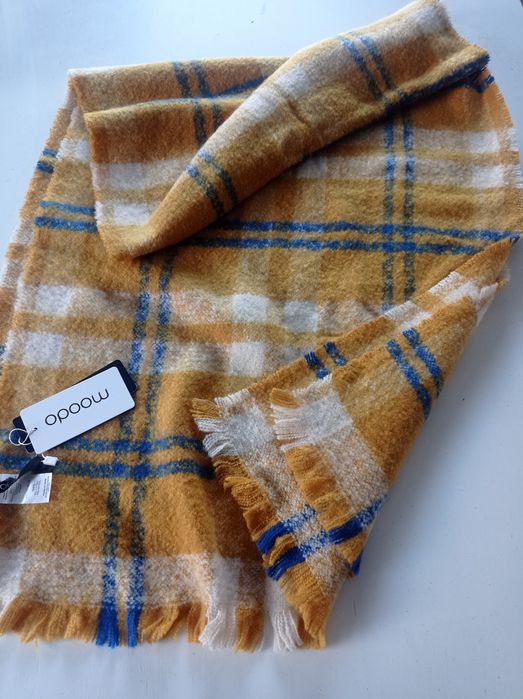 Piękny, ciepły szal