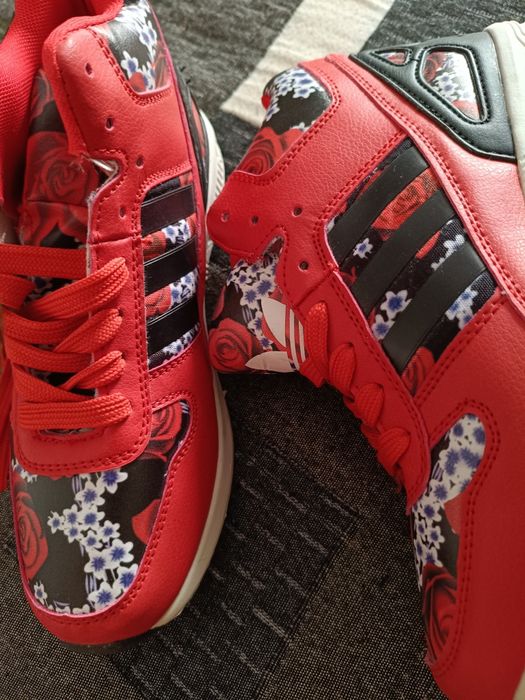 Tênis adidas para colecionadores NOVO A EXTRIAR!