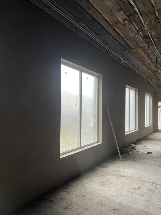 Штукатурка гіпсова та пішана