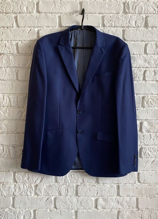 Продам костюм Voronin новый