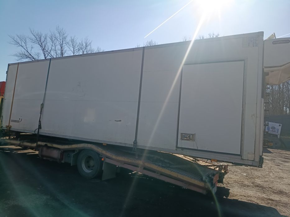 Chłodnia izoterma 9m kontener transport