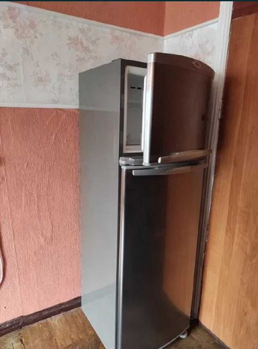 Продам комнату в центре на Соборной площади