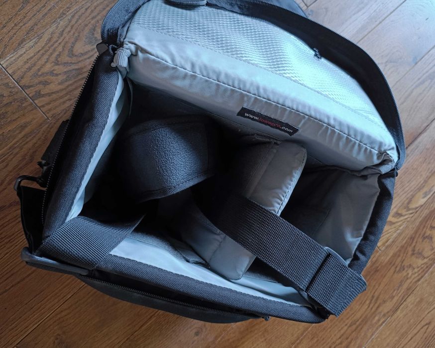 NOWA profesionalna torba do aparatu Lowepro Nova 3 AW unikalny egzemplarz OKAZJA