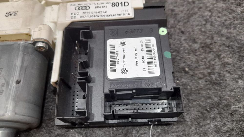 MOTOR SISTEMA ELEVADOR VIDROS TRASEIRO TRÁS ESQUERDO BOSCH 0130822263