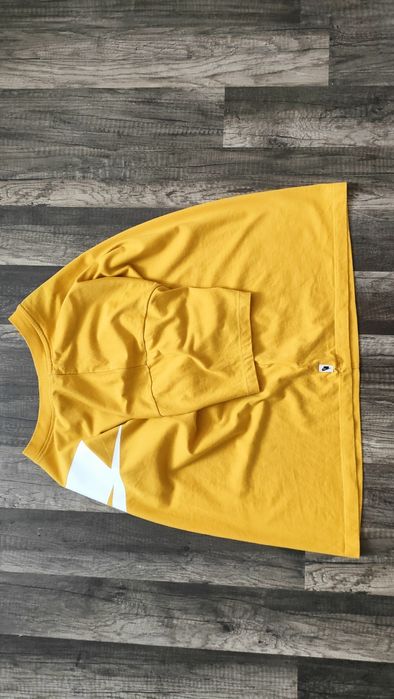 świetny t-shirt NIKE w idealnym stanie