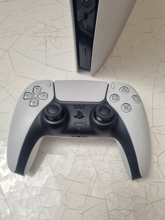 Ps5 slim Digital 1Tb  - Ler anuncio
