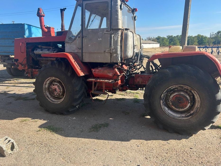 Культиватор Уманьферммаш 2017 року і Трактор Т-150, 1993 року