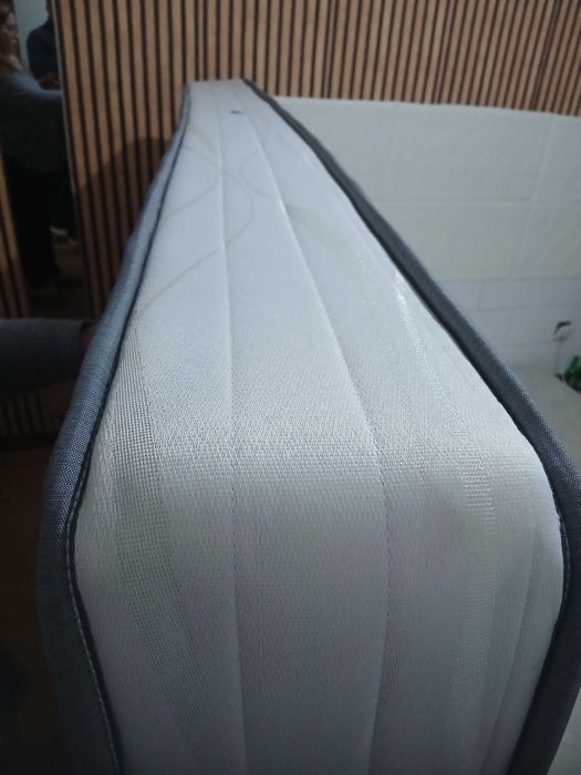 Colchão/Camas/Gavetas