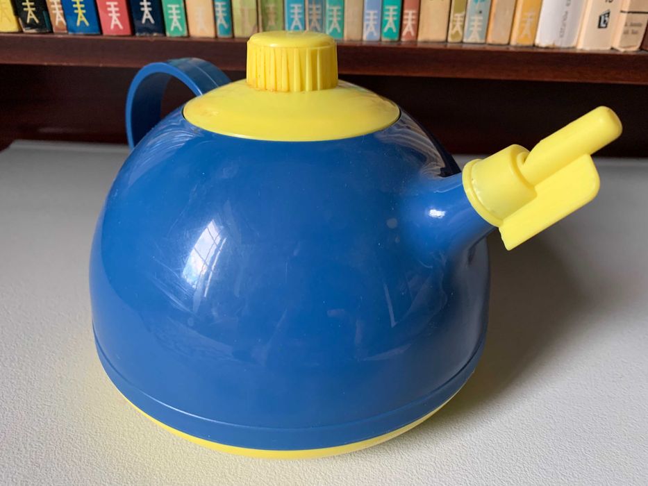 Plastic Tea Pot443109326801479680