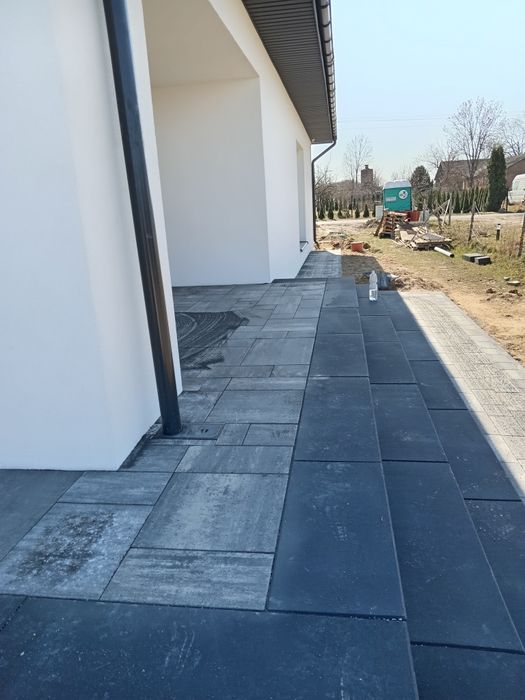 Brukarstwo układanie  kostki brukowej ,usługi minikoparką