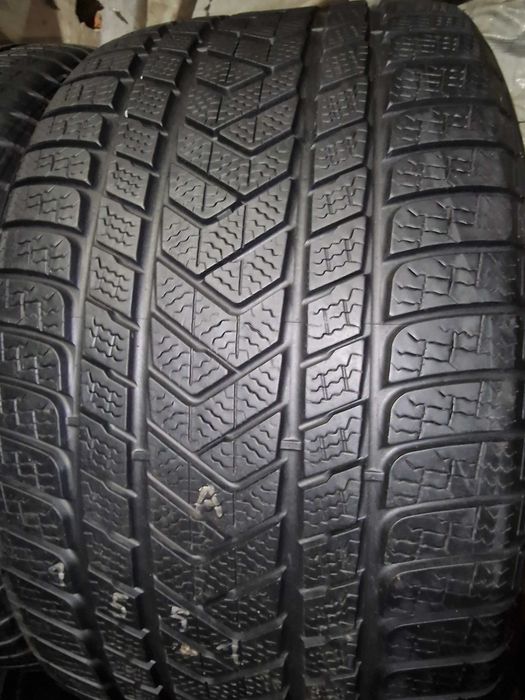 315/30/21_275/35/21 Pirelli  3, Porsche-NO, 19r.-20r.7mm, super kpl.