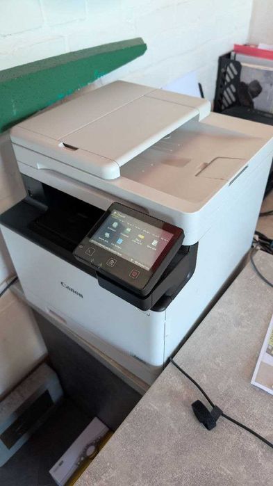 Принтер Canon MF752Cdw як Новий