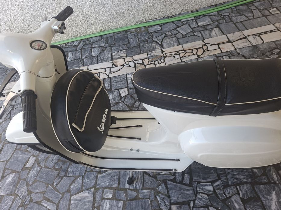 Vespa 50s   Bom estado