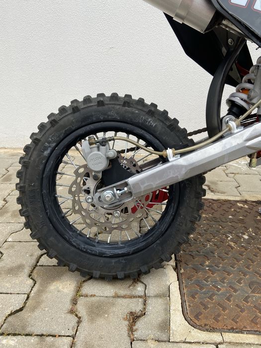 Moto Volcano Pit Bike 125cc