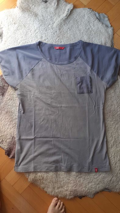 szara koszulka t-shirt męski na lato