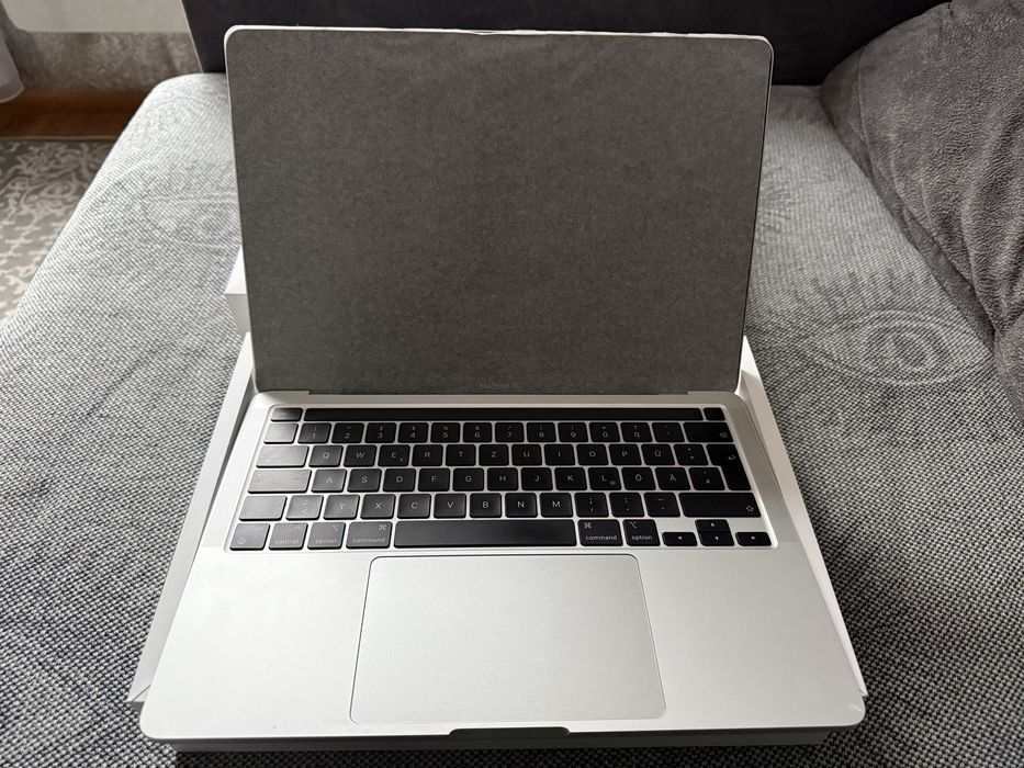 MacBook Pro 13 M1 8GB / 256GB