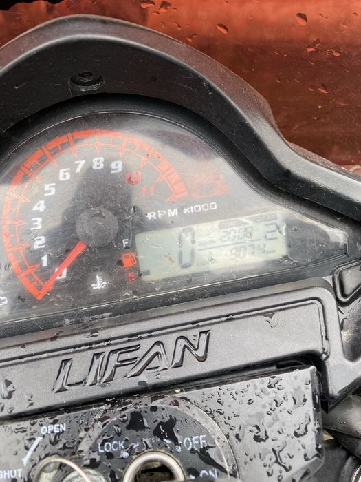 Продам lifan cp200