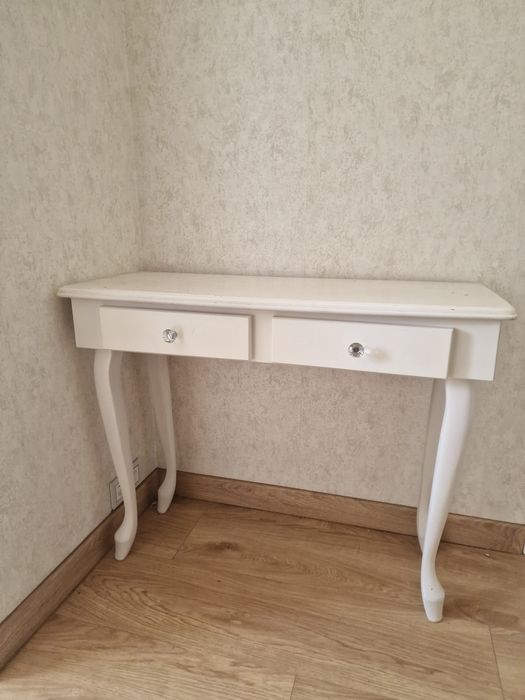 Komoda szafka toaletka meble krzesła stół
