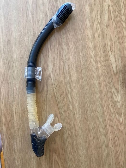 Трубка для ныряния и дайвинга