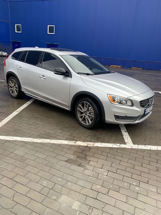 Продам Volvo v60 Cross Country 2.5 Т5 AWD. По vin-2016г.