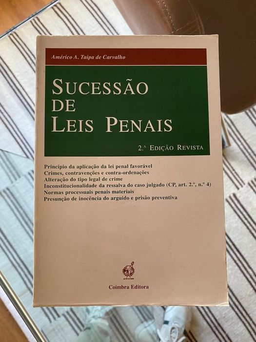 Livros de Direito - diversos livros e autores