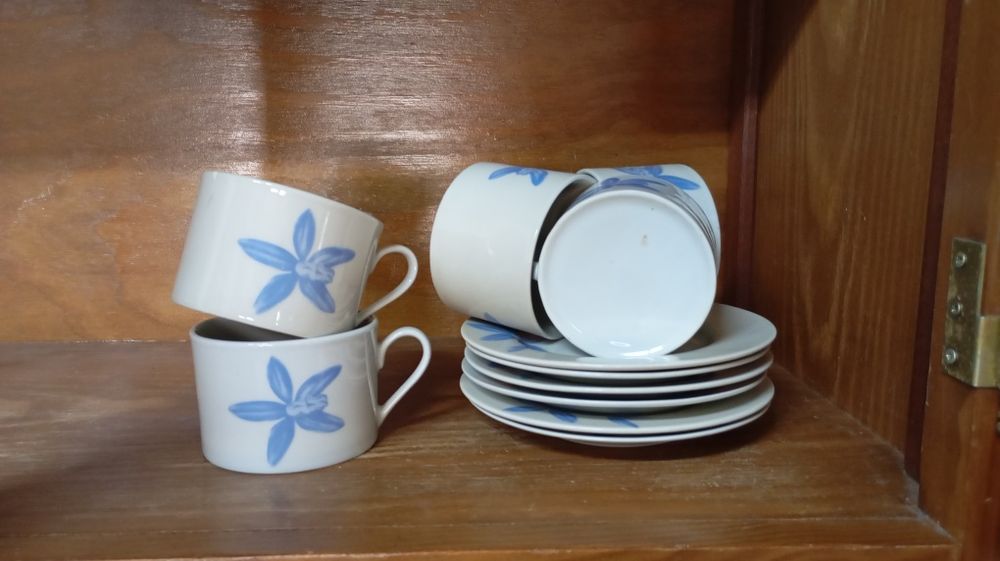 Conjunto Chávenas com Pires