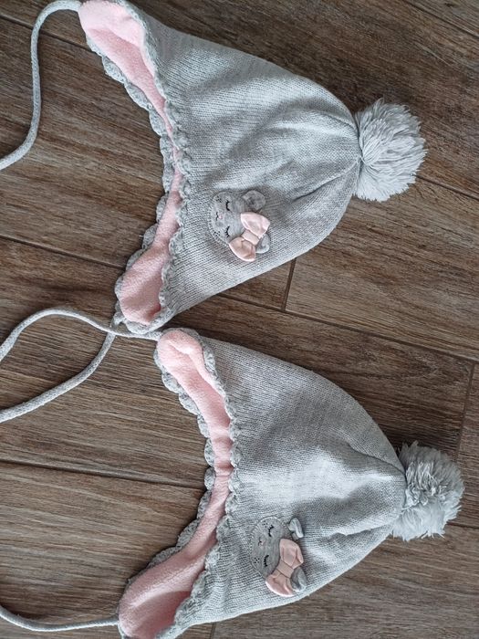 Czapki H&M r. 74 dla bliźniaczek