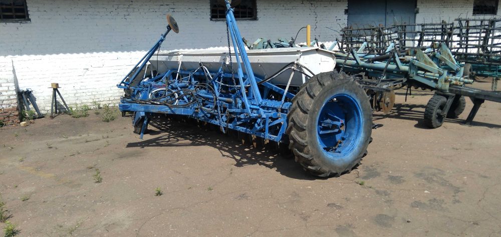 Сівалка СЗ-5,4 з транспортним пристроєм