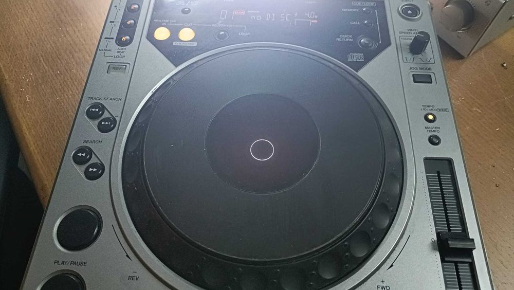 PIONEER compact disc CDJ 800