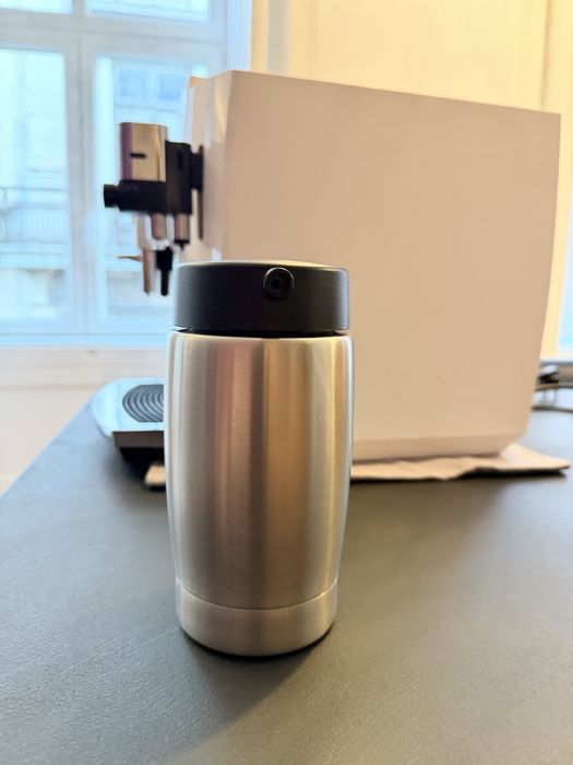 Máquina Café  Automática Jura E8 2021