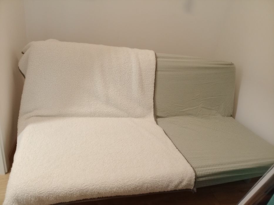 Sofá cama IKEA .
