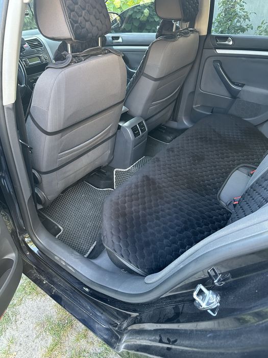 Volkswagen Golf 2009 року
