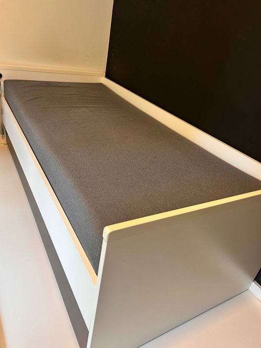 Łóżko z dolnym spaniem i maskownicą 90 x 200 VOX