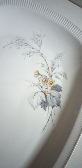 Travessa EXCEL Porcelana de Primeira Alta qualidade 33cm/24cm