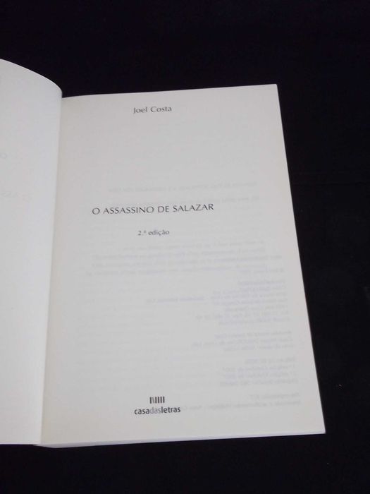 Livro O Assassino de Salazar Joel Costa Casa das Letras