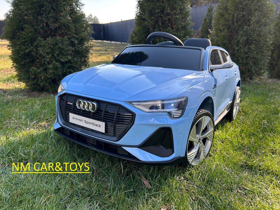 Auto na akumulator 180W 4x45W Audi E-Tron Pojazd Samochód
