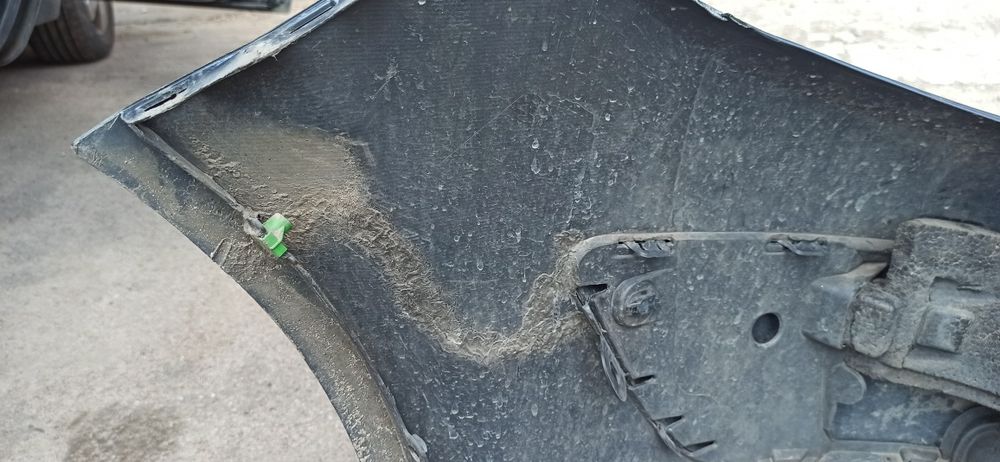 Бампер передній сценік 2 до рестаіл. Колір TEB66.