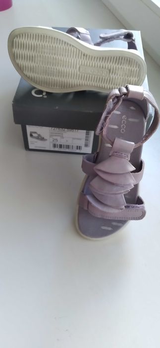 Босоніжки Ecco Flora розмір 25 (16см)