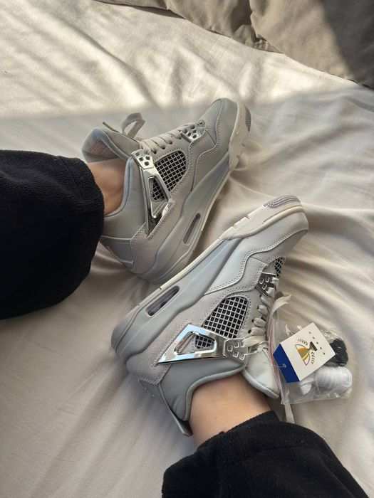36-45 Nike Jordan 4 Grey Silver