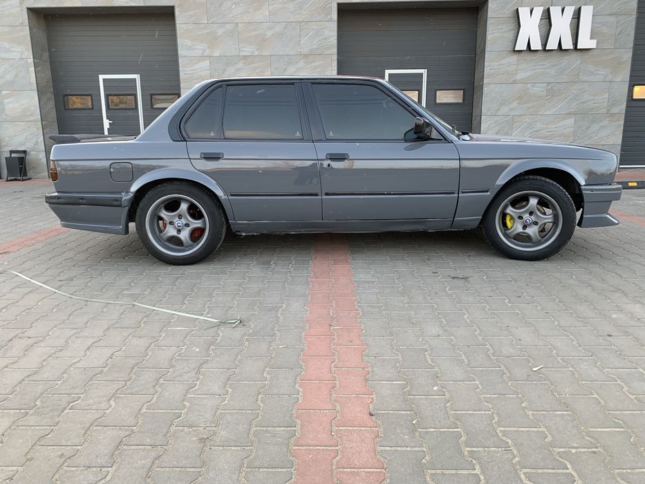 Продам бмв е 30 2.7