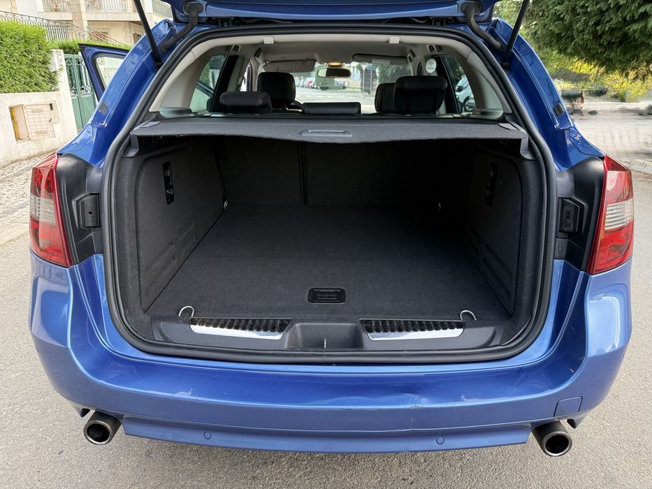 Renault Laguna III Break 2.0 dCi 150 cv 4Control — 2011