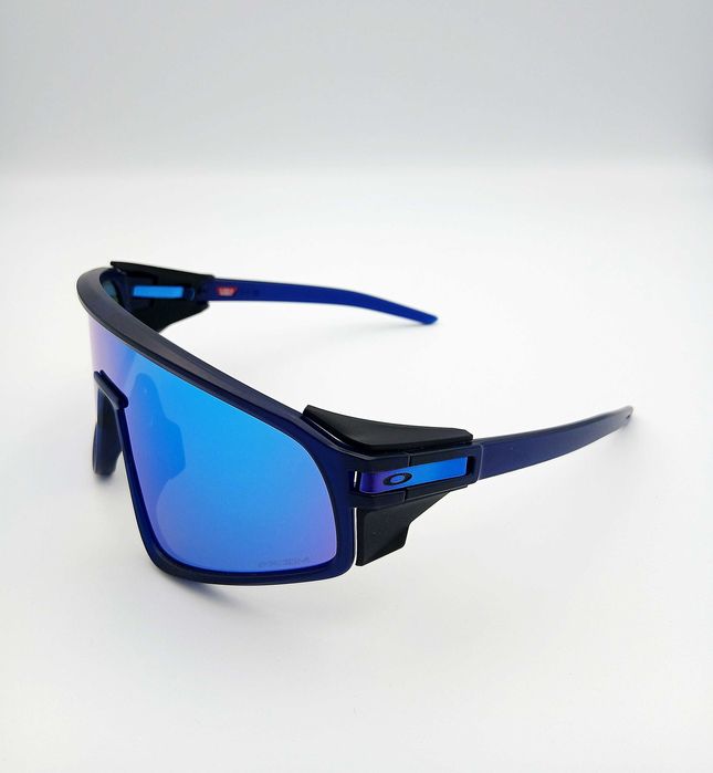 Okulary przeciwsłoneczne Oakley Latch Panel Matte Trans Navy