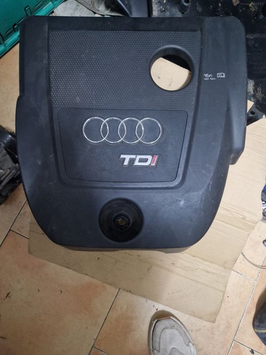 Tampa do motor audi a3 pd 130