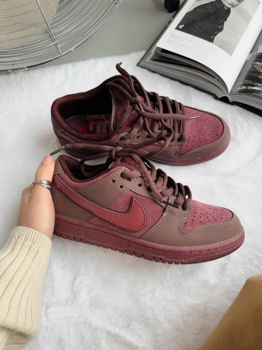 Buty Nike SB Dunk Low City of Love Burgundy Crush 36-45 unisex trampki