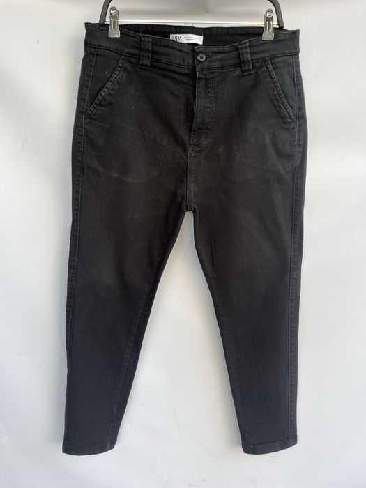 Calças Escuras Skinny Fit Zara