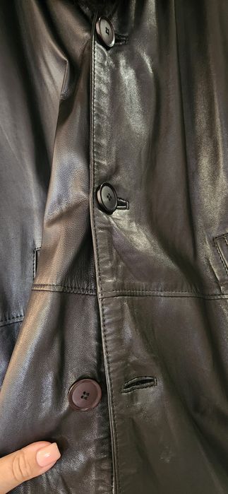 Дублёнка мужская. Отдам за 9000. Состояние новой.