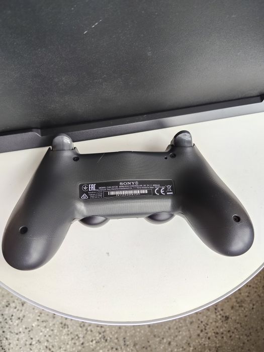 PlayStation 4 (PS4) FAT