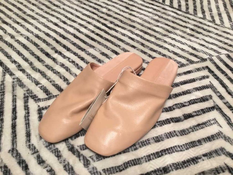 Kapcie skórzane marki Zara Home rozmiar 38