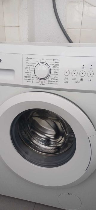 Máquina de lavar roupa Kunft KWM8807 – 7kg / 1200rpm